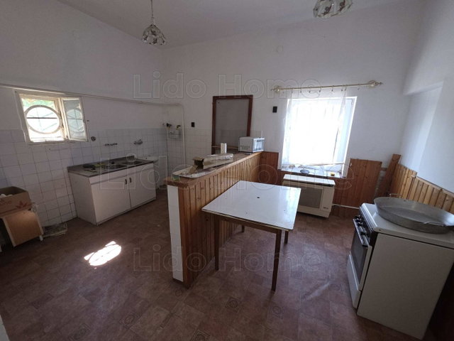 Eladó üzlethelyiség, Jenőn 56 M Ft / költözzbe.hu