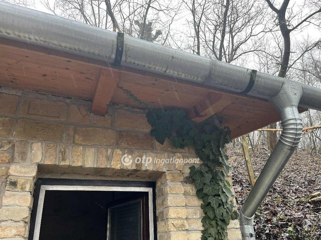 Eladó mezogazdasagi ingatlan, Szekszárdon 3.5 M Ft