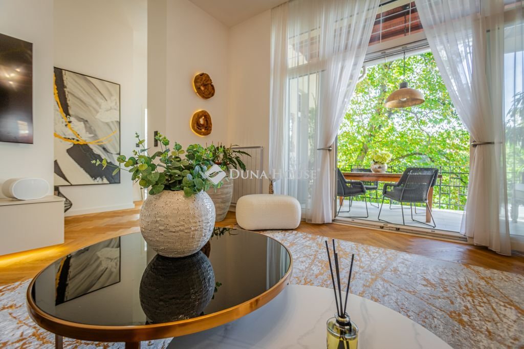 3 bed · 113m² · 369.000.000 ft