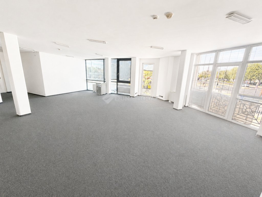 238m² · 768.834 ft