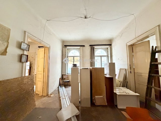 Eladó téglalakás, Budapesten, VI. kerületben 96 M Ft, 3 szobás
