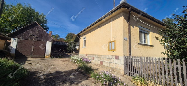 Eladó családi ház, Emődön 29.9 M Ft, 3 szobás