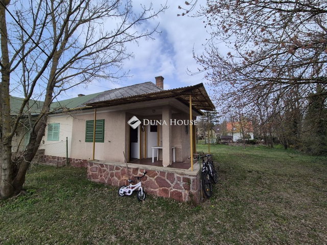 Eladó ikerház, Zamárdiban 99 M Ft, 1 szobás