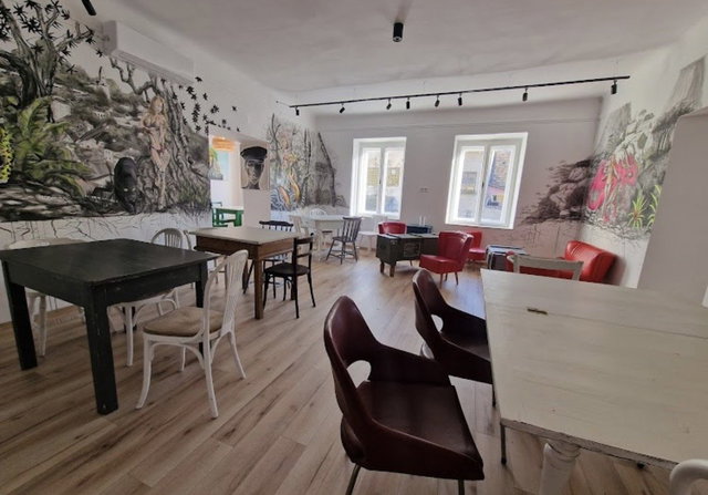 Eladó családi ház, Veszprémben 214.99 M Ft, 3+2 szobás