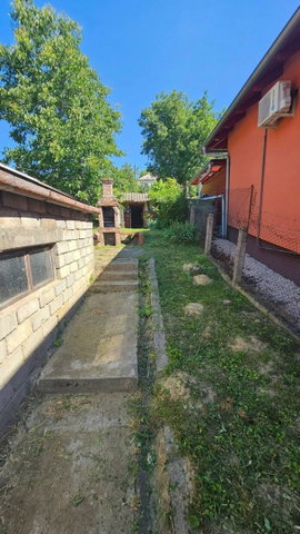 Eladó családi ház, Komlón, Gárdonyi Géza utcában 35.9 M Ft