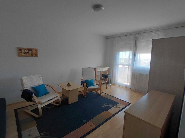 Kiadó panellakás, albérlet, Debrecenben 190 E Ft / hó, 2 szobás