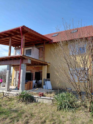 Eladó családi ház, Szomódon 65 M Ft, 6 szobás