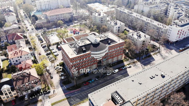 Kiadó iroda, Budapesten, XI. kerületben 3296 E Ft / hó, 1 szobás