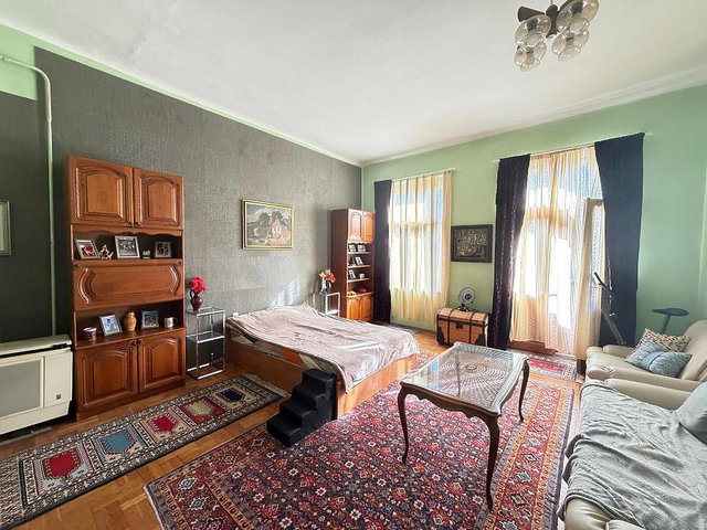 Eladó téglalakás, Budapesten, VIII. kerületben, Üllői úton