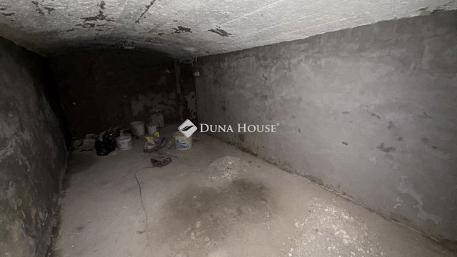 Eladó ipari ingatlan, Szombathelyen 1.5 M Ft / költözzbe.hu