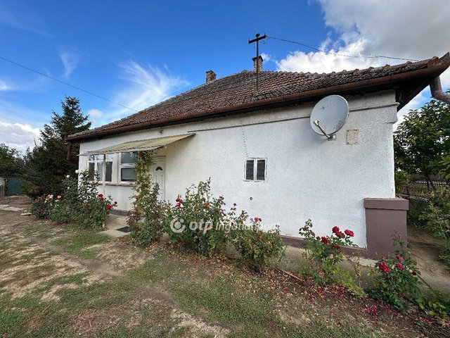 Eladó családi ház, Tiszakanyáron 19.9 M Ft, 3+1 szobás
