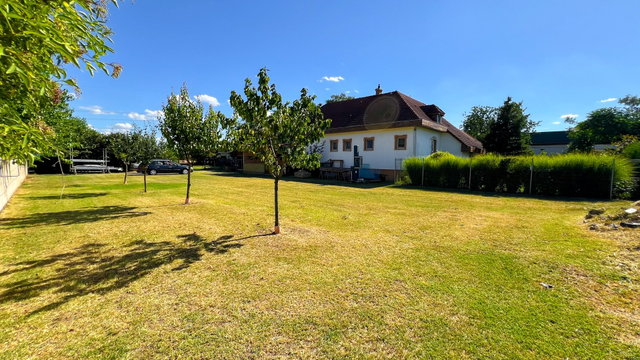 Eladó családi ház, Délegyházán 149.9 M Ft, 5 szobás