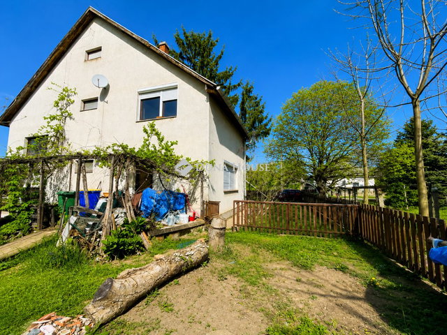 Eladó családi ház, Tiszaeszláron, Rákóczi Ferenc utcában