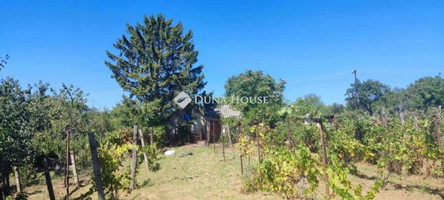 Eladó telek, Pécsett, Gálic dűlőn 5.99 M Ft