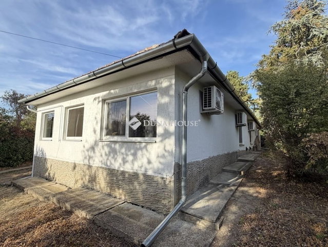 Eladó családi ház, Diósdon 100 M Ft, 3 szobás