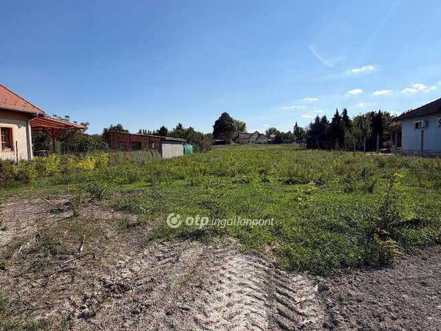 Eladó telek, Győrújfalun 69.5 M Ft / költözzbe.hu