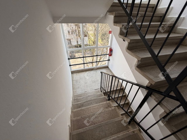 Eladó téglalakás, Lentiben 29.9 M Ft, 3 szobás