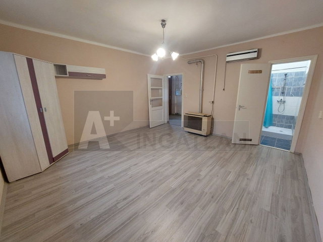 Eladó téglalakás, Hódmezővásárhelyen 19 M Ft, 1 szobás