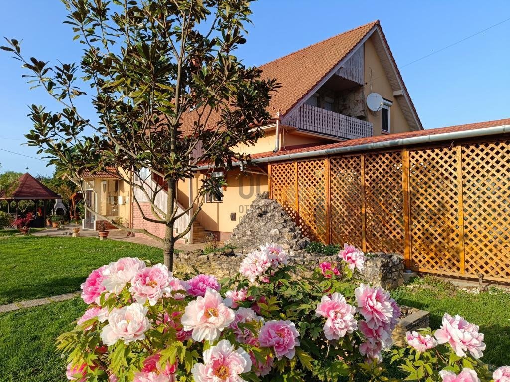 3 bed · 100m² · 60.000.000 ft