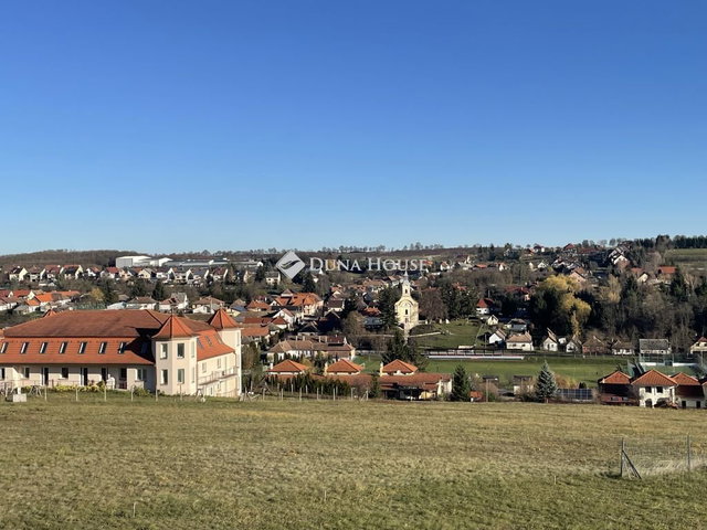 Eladó családi ház, Berkenyén 100.99 M Ft, 4 szobás
