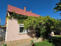 Eladó családi ház, Mezőhegyesen 35 M Ft, 6 szobás