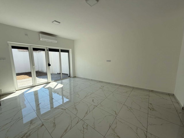 Eladó ikerház, Szolnokon 95 M Ft, 4 szobás / költözzbe.hu