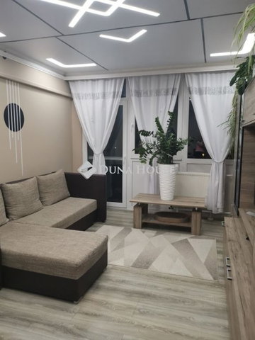 Eladó panellakás, Debrecenben 68 M Ft, 3 szobás