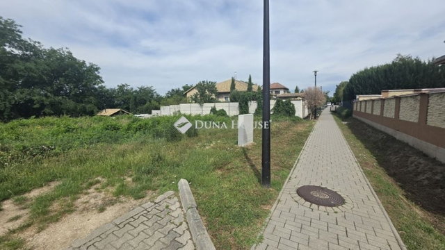 Eladó telek, Fóton 119 M Ft / költözzbe.hu