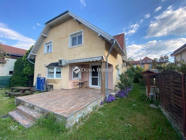 Eladó családi ház, Budakalászon 169.9 M Ft, 5 szobás
