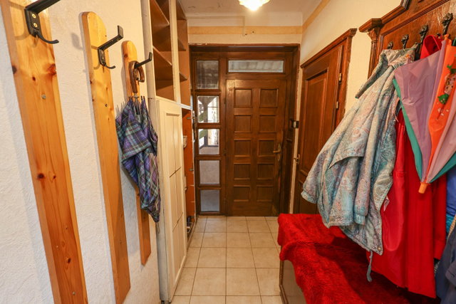 Eladó családi ház, Érden 89.9 M Ft, 6 szobás