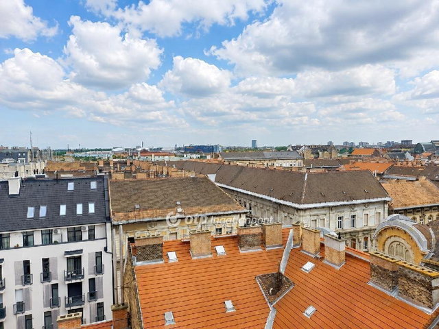 Eladó téglalakás, Budapesten, VII. kerületben 73.99 M Ft