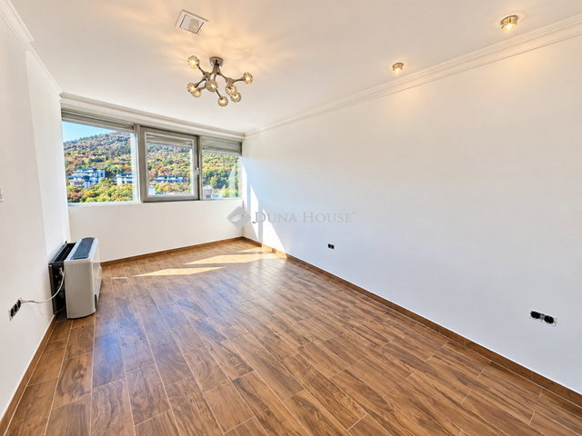 Eladó téglalakás, Budapesten, II. kerületben 89.8 M Ft, 3 szobás