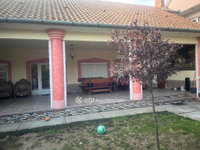 Eladó családi ház, Abonyban 129 M Ft, 7+3 szobás