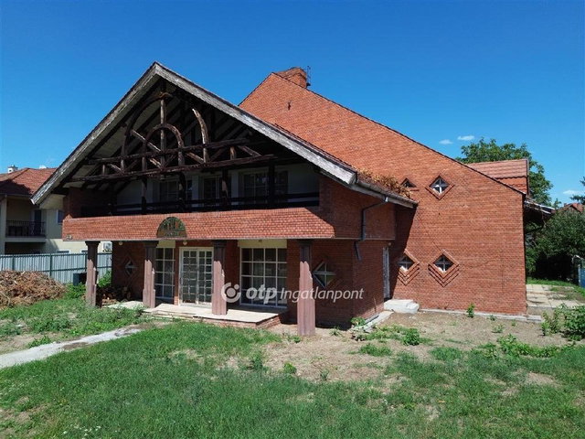 Eladó hotel, Harkányban 82.5 M Ft / költözzbe.hu
