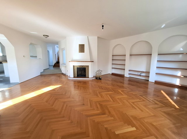 Eladó családi ház, Budapesten, II. kerületben 239 M Ft, 7 szobás