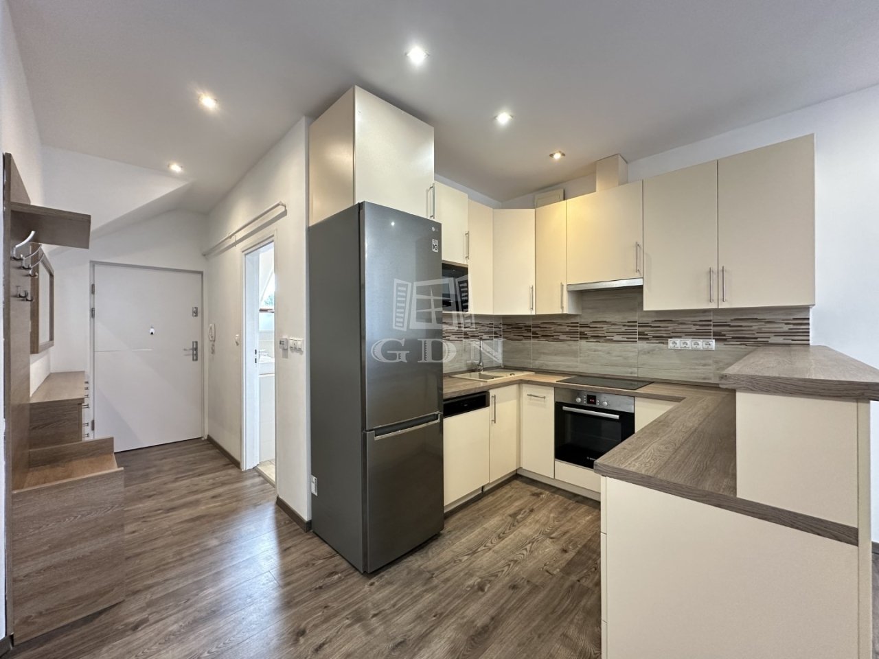 Lakás · 1 hálószoba · 71 m² · 93.000.000 Ft