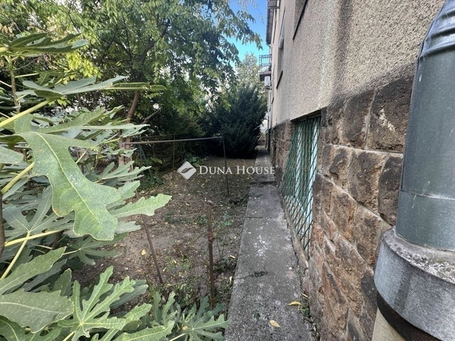 Eladó téglalakás, Budapesten, XI. kerületben 39 M Ft, 1 szobás