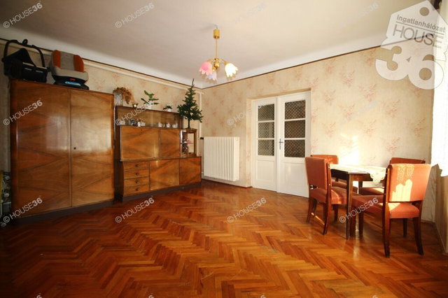 Eladó családi ház, Kiskőrösön 27.9 M Ft, 3 szobás