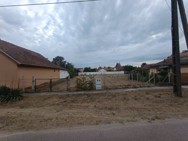 Eladó családi ház, Bugacon 2.8 M Ft / költözzbe.hu