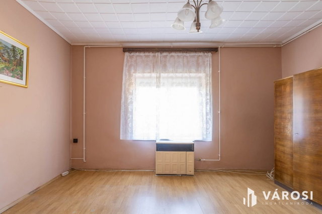 Eladó családi ház, Borzaváron 45.9 M Ft, 3 szobás