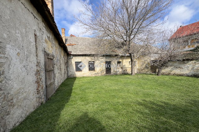 Eladó ipari ingatlan, Veszprémben 130 M Ft / költözzbe.hu