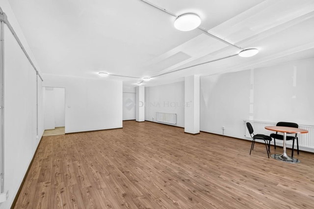 Eladó iroda, Budapesten, XI. kerületben 79.9 M Ft