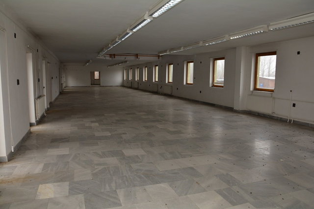 Eladó üzlethelyiség, Nyírbátorban, Pócsi utcában 331.65 M Ft