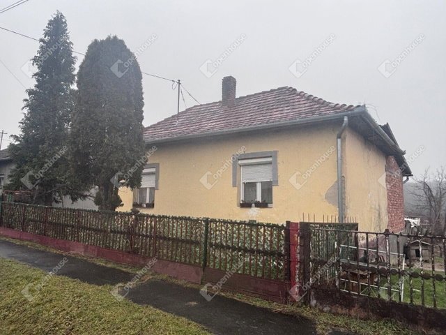 Eladó családi ház, Zalaegerszegen 53 M Ft, 4 szobás