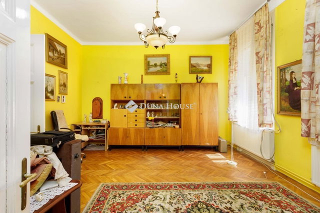 Eladó családi ház, Mosonmagyaróváron 124.9 M Ft, 4 szobás
