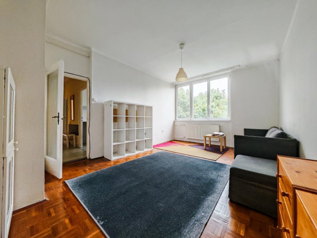 Eladó téglalakás, Tatabányán 34 M Ft, 2 szobás
