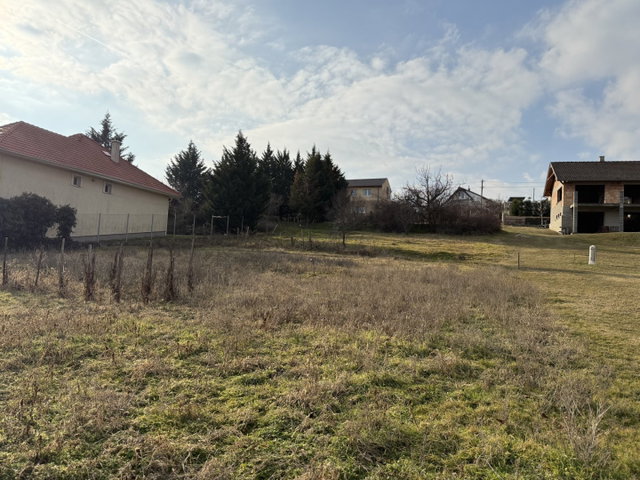Eladó telek, Pákozdon 25 M Ft / költözzbe.hu