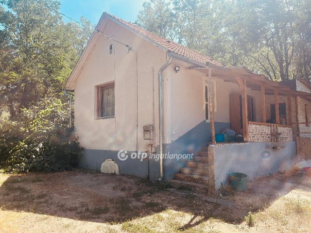 Eladó családi ház, Debrecenben 25 M Ft / költözzbe.hu