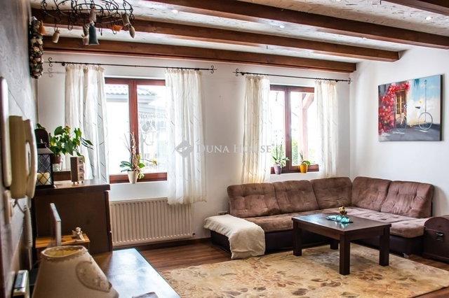 Eladó családi ház, Nagypálin 119 M Ft, 4 szobás