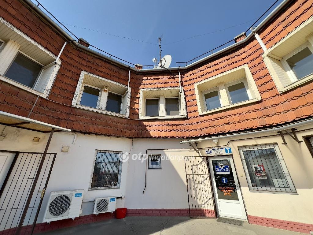 Üzlethelyiség · 139 m² · 75.000.000 Ft